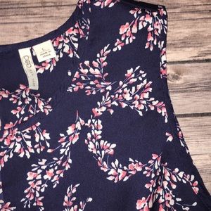 Cato Navy & Pink floral tank size large